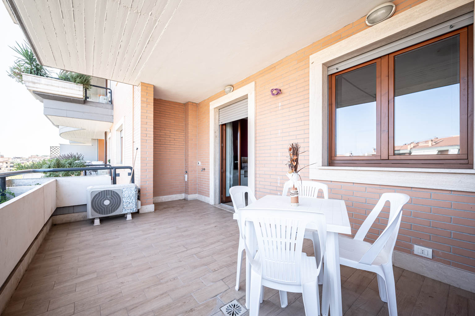Appartamento in Via Carlo Urbani a Roma - servizio fotografico immobiliare HDR professionale